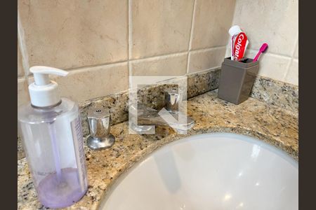 Apartamento para alugar com 144m², 3 quartos e 3 vagas Apartamento para alugar com 144m², 3 quartos e 3 vagasBanheiro da Suíte 2