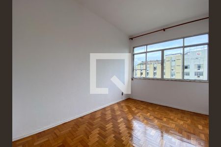Quarto 1 de apartamento para alugar com 2 quartos, 50m² em Centro, Niterói