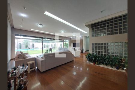 Sala de casa à venda com 5 quartos, 999m² em Interlagos, São Paulo