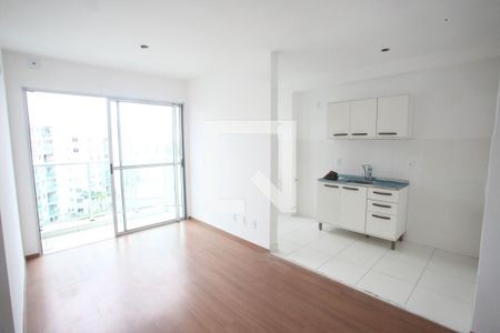 Sala de apartamento para alugar com 2 quartos, 49m² em Pechincha, Rio de Janeiro