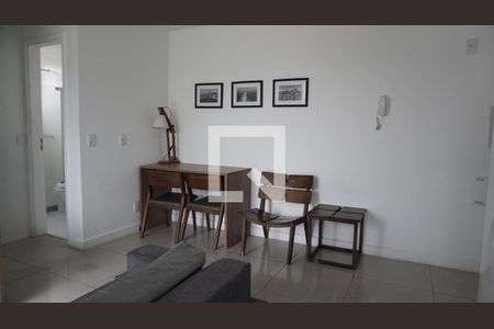 Sala/Cozinha de apartamento para alugar com 1 quarto, 35m² em Jacarepaguá, Rio de Janeiro