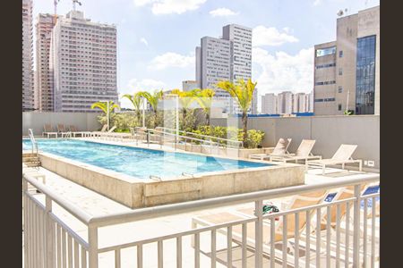 Apartamento à venda com 67m², 2 quartos e 1 vaga Apartamento à venda com 67m², 2 quartos e 1 vagaÁrea comum - Piscina