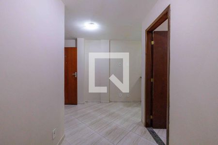 Sala de kitnet/studio para alugar com 1 quarto, 38m² em Vargem Pequena, Rio de Janeiro