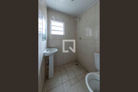 Banheiro de casa para alugar com 1 quarto, 50m² em Parque São Lucas, São Paulo