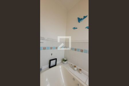 Casa de condomínio à venda com 250m², 4 quartos e 4 vagas Casa de condomínio à venda com 250m², 4 quartos e 4 vagasBanheiro da Suíte 1