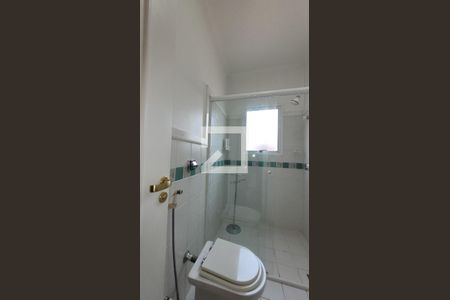 Casa de condomínio à venda com 250m², 4 quartos e 4 vagas Casa de condomínio à venda com 250m², 4 quartos e 4 vagasBanheiro