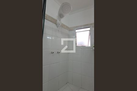 Casa de condomínio à venda com 250m², 4 quartos e 4 vagas Casa de condomínio à venda com 250m², 4 quartos e 4 vagasBanheiro da Suíte master