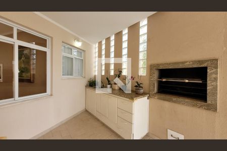 Casa de condomínio à venda com 250m², 4 quartos e 4 vagas Casa de condomínio à venda com 250m², 4 quartos e 4 vagasÁrea gourmet