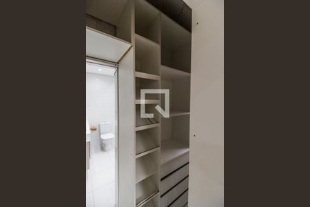 Apartamento para alugar com 100m², 2 quartos e 1 vagaCloset da suíte