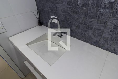 Apartamento para alugar com 100m², 2 quartos e 1 vagaDetalhe do banheiro