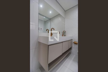 Apartamento para alugar com 100m², 2 quartos e 1 vagaBanheiro da Suíte