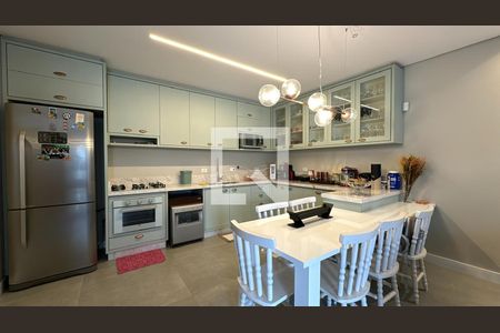 Cozinha de casa para alugar com 3 quartos, 166m² em Santa Felicidade, Curitiba