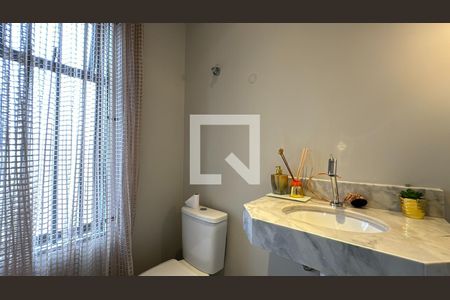 Banheiro de casa para alugar com 3 quartos, 166m² em Santa Felicidade, Curitiba