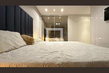 Casa à venda com 166m², 3 quartos e 4 vagas Casa à venda com 166m², 3 quartos e 4 vagasQuarto