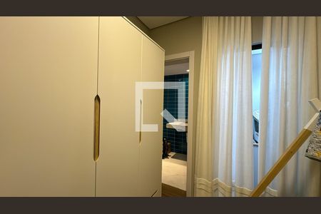 Casa à venda com 166m², 3 quartos e 4 vagas Casa à venda com 166m², 3 quartos e 4 vagasQuarto