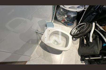 Casa à venda com 166m², 3 quartos e 4 vagas Casa à venda com 166m², 3 quartos e 4 vagasBanheiro