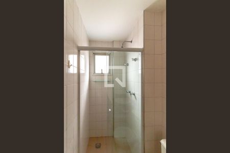 Apartamento à venda com 77m², 2 quartos e 1 vaga Apartamento à venda com 77m², 2 quartos e 1 vagaBanheiro Social
