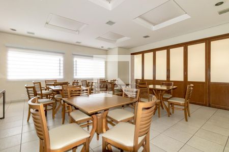 Apartamento à venda com 77m², 2 quartos e 1 vaga Apartamento à venda com 77m², 2 quartos e 1 vagaÁrea comum - Salão de festas