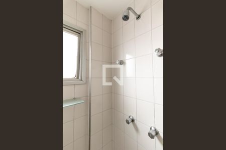 Apartamento à venda com 77m², 2 quartos e 1 vaga Apartamento à venda com 77m², 2 quartos e 1 vagaBanheiro Social