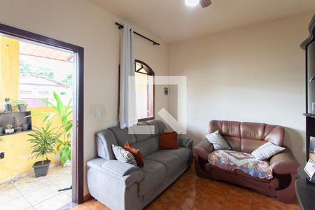 Sala de casa para alugar com 2 quartos, 130m² em Mantiqueira, Belo Horizonte