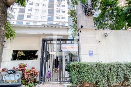 Apartamento para alugar com 65m², 2 quartos e 1 vagaFachada