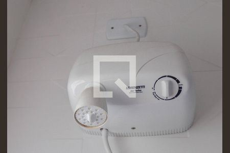 Casa à venda com 460m², 5 quartos e 6 vagas Casa à venda com 460m², 5 quartos e 6 vagasBanheiro Suíte 4