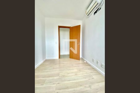 Quarto 1 de apartamento à venda com 3 quartos, 70m² em Engenho de Dentro, Rio de Janeiro