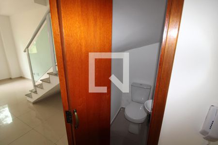 Lavabo de casa de condomínio para alugar com 3 quartos, 103m² em Lauzane Paulista, São Paulo