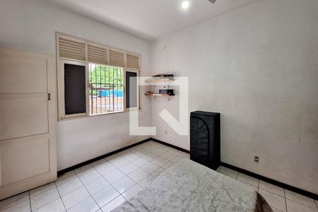 Quarto de apartamento à venda com 1 quarto, 68m² em Icaraí, Niterói