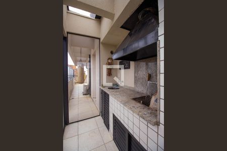 Apartamento à venda com 240m², 5 quartos e 3 vagas Apartamento à venda com 240m², 5 quartos e 3 vagasÁrea comum do apartamento