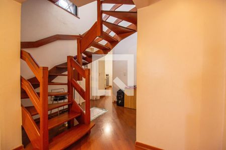 Apartamento à venda com 240m², 5 quartos e 3 vagas Apartamento à venda com 240m², 5 quartos e 3 vagasHall dos Quartos