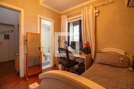 Apartamento à venda com 240m², 5 quartos e 3 vagas Apartamento à venda com 240m², 5 quartos e 3 vagasSuíte 2