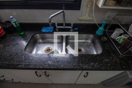 Apartamento à venda com 240m², 5 quartos e 3 vagas Apartamento à venda com 240m², 5 quartos e 3 vagasCozinha