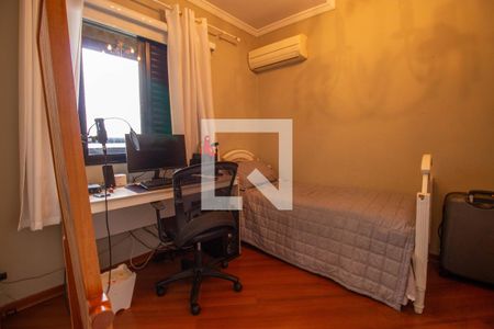 Apartamento à venda com 240m², 5 quartos e 3 vagas Apartamento à venda com 240m², 5 quartos e 3 vagasSuíte 2