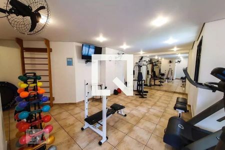 Apartamento à venda com 240m², 5 quartos e 3 vagas Apartamento à venda com 240m², 5 quartos e 3 vagasÁrea comum - Academia