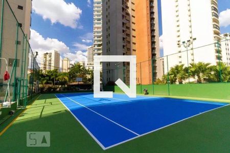 Apartamento à venda com 240m², 5 quartos e 3 vagas Apartamento à venda com 240m², 5 quartos e 3 vagasQuadra Esportiva
