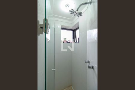 Apartamento à venda com 240m², 5 quartos e 3 vagas Apartamento à venda com 240m², 5 quartos e 3 vagasBanheiro da Suíte 2