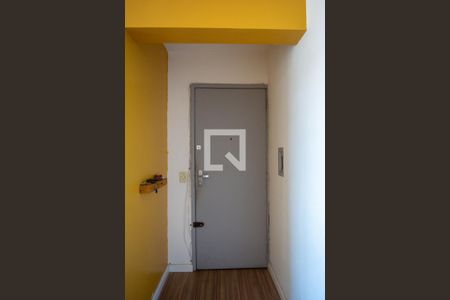 Sala - entrada de apartamento para alugar com 2 quartos, 81m² em Partenon, Porto Alegre