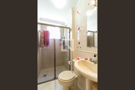 Apartamento à venda com 83m², 3 quartos e 2 vagasBanheiro da Suíte