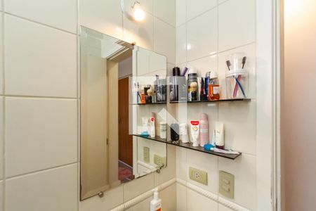 Apartamento à venda com 83m², 3 quartos e 2 vagasBanheiro da Suíte