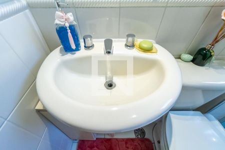 Apartamento à venda com 83m², 3 quartos e 2 vagasBanheiro Social