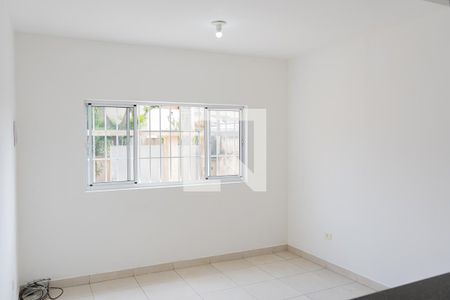 Sala/Cozinha de casa para alugar com 1 quarto, 60m² em Parque Ipe, São Paulo