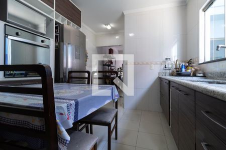 Casa à venda com 160m², 3 quartos e 2 vagasCozinha