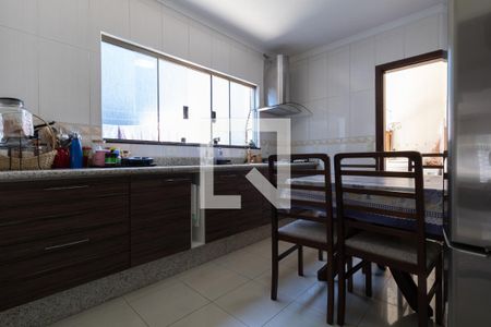 Casa à venda com 160m², 3 quartos e 2 vagasCozinha