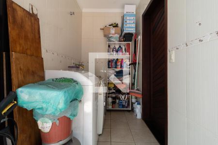 Casa à venda com 160m², 3 quartos e 2 vagasÁrea de Serviço