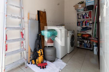 Casa à venda com 160m², 3 quartos e 2 vagasÁrea de Serviço