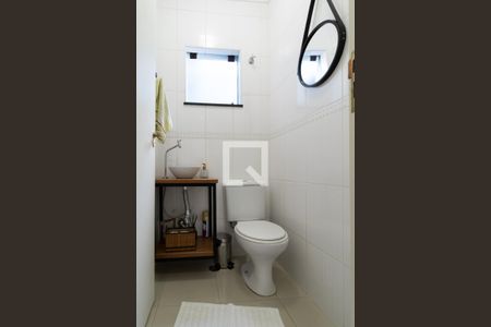 Casa à venda com 160m², 3 quartos e 2 vagasLavabo