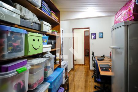 Casa à venda com 139m², 4 quartos e 2 vagasQuarto 3