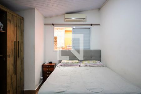 Casa à venda com 139m², 4 quartos e 2 vagasSuíte 2