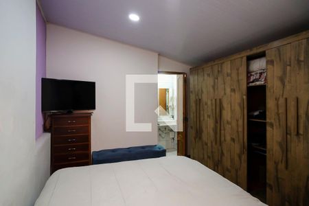 Casa à venda com 139m², 4 quartos e 2 vagasSuíte 2